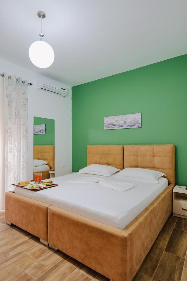 Eden Suites & Apartments Sarande Exterior photo