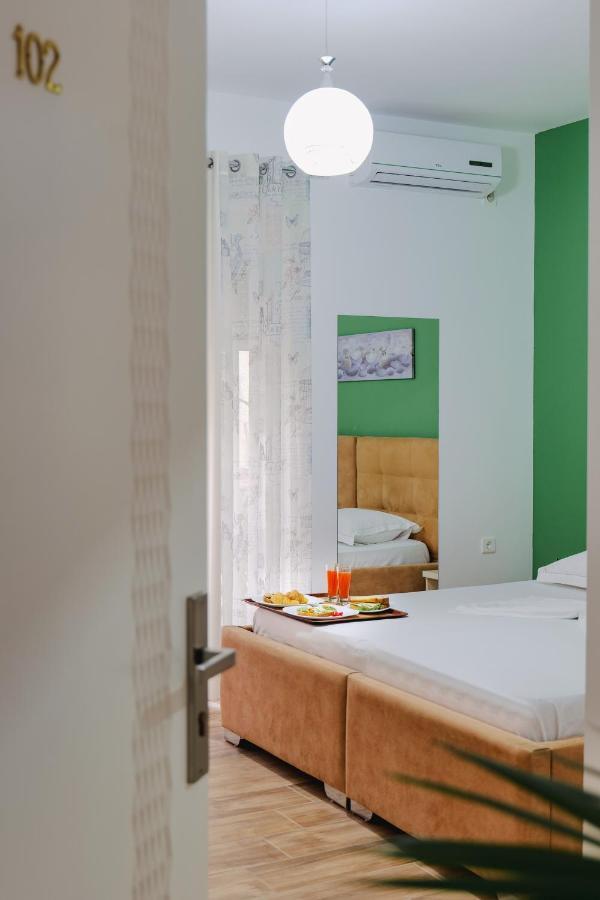 Eden Suites & Apartments Sarande Exterior photo