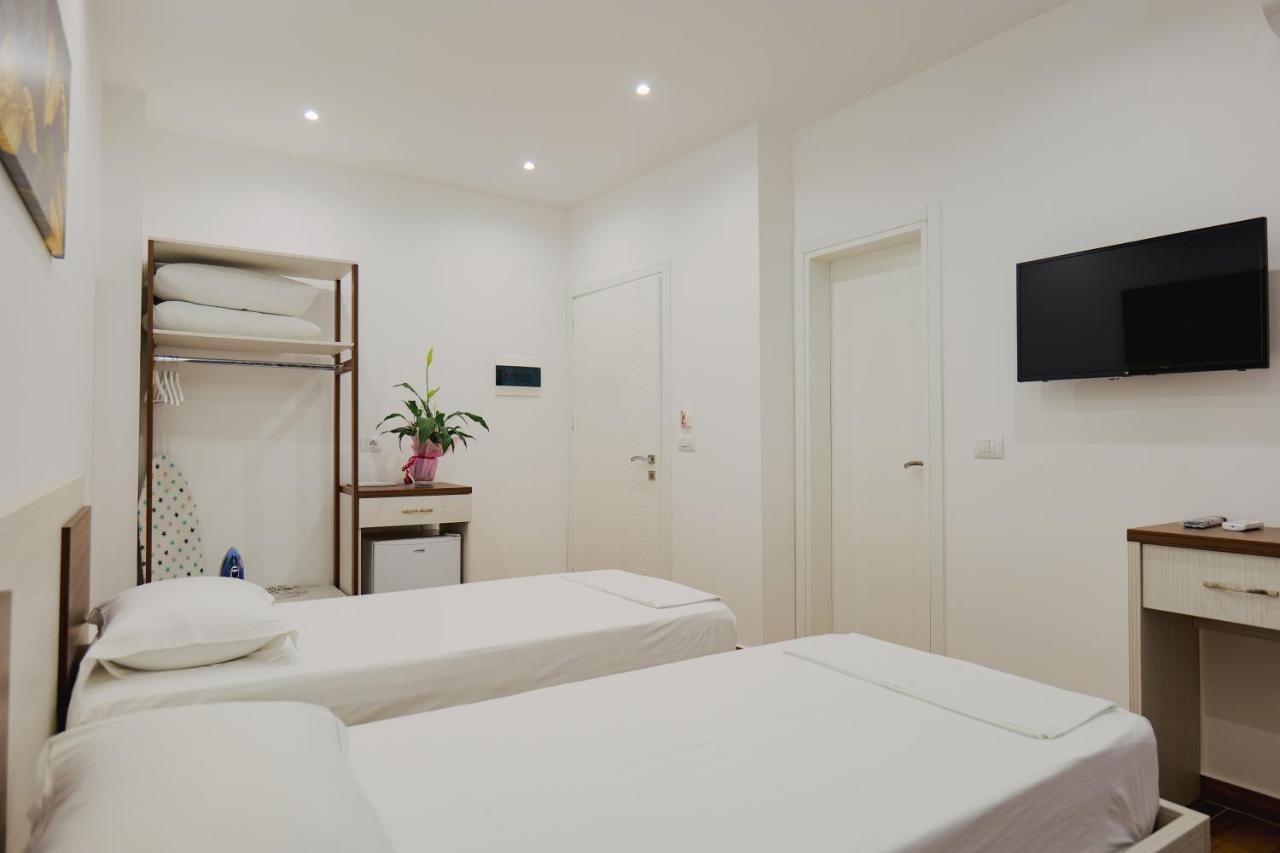 Eden Suites & Apartments Sarande Exterior photo