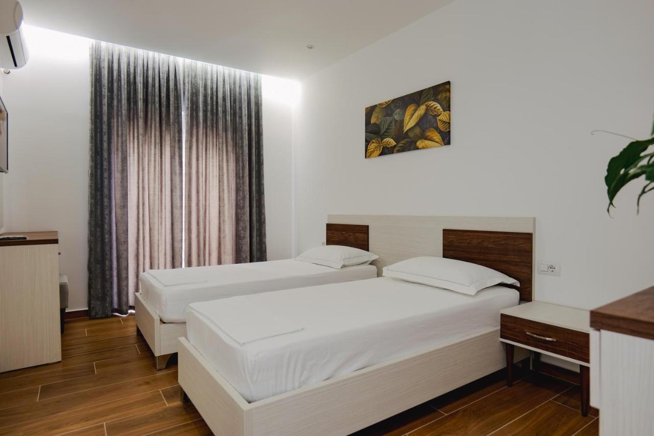 Eden Suites & Apartments Sarande Exterior photo