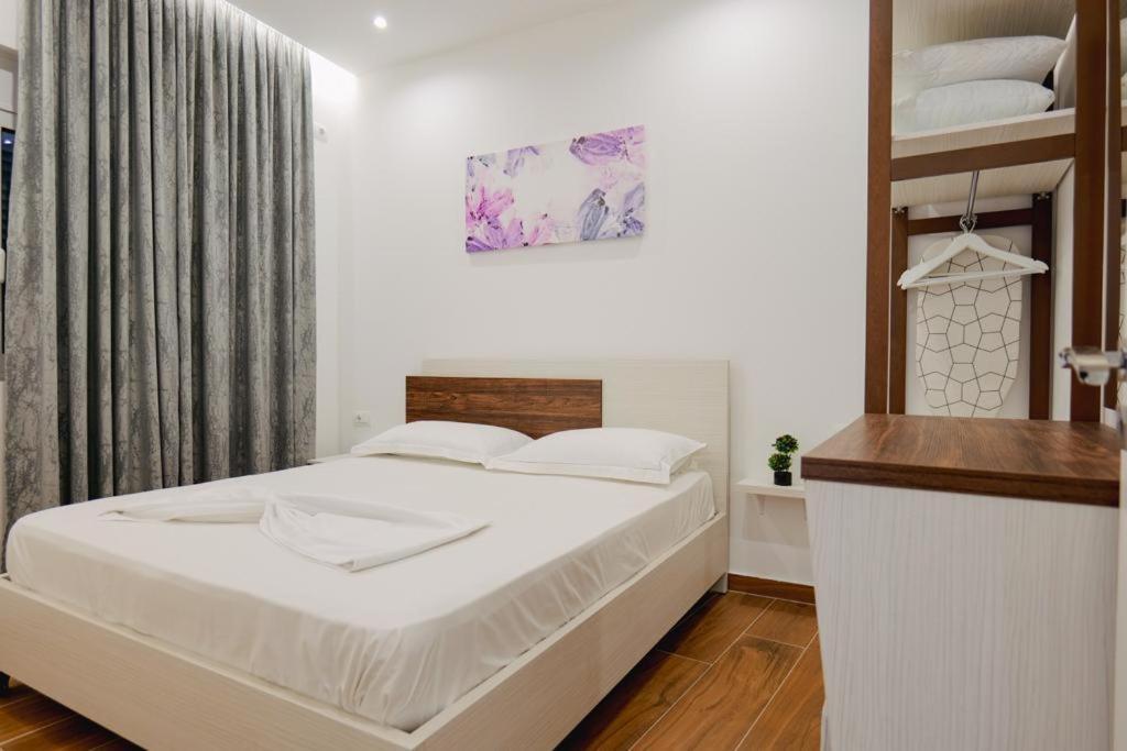 Eden Suites & Apartments Sarande Exterior photo